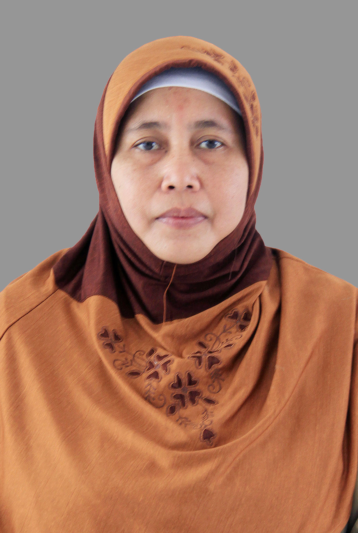 <center><br>SITI AMINAH, S.Pd, M.Eng</center>